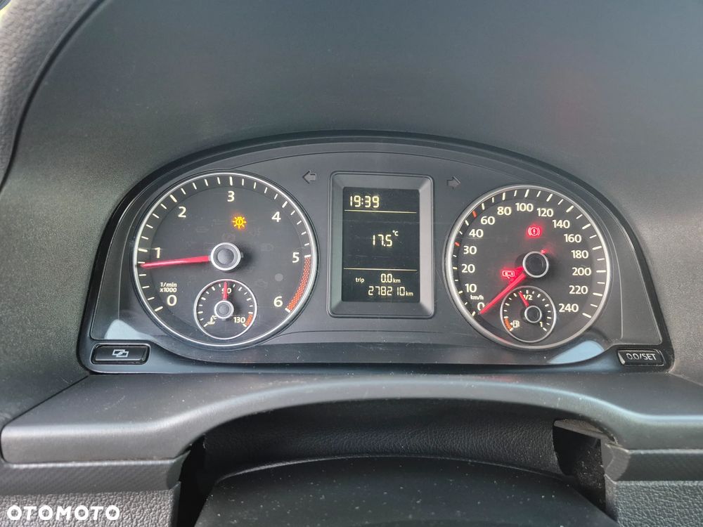 Volkswagen Caddy Comfortline - 11