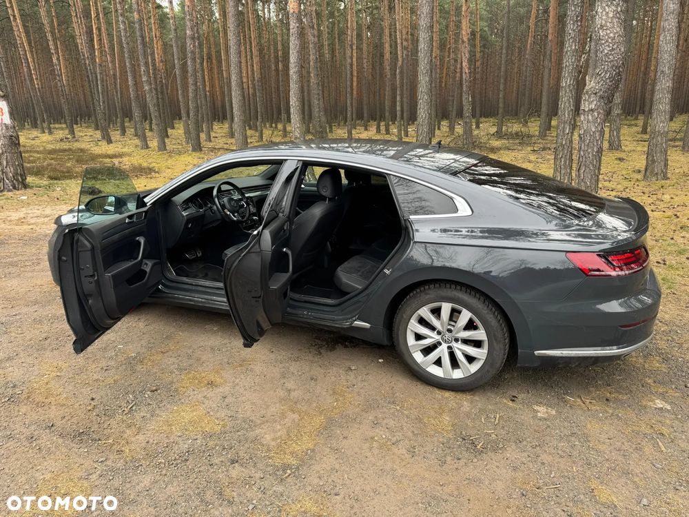 Volkswagen Arteon 2.0 TDI SCR R-Line DSG - 9