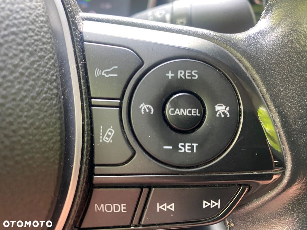 Toyota Corolla 1.8 Hybrid Comfort - 9