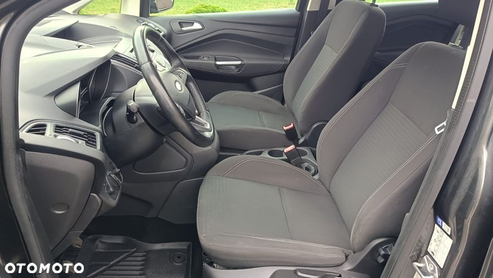 Ford Grand C-MAX - 16