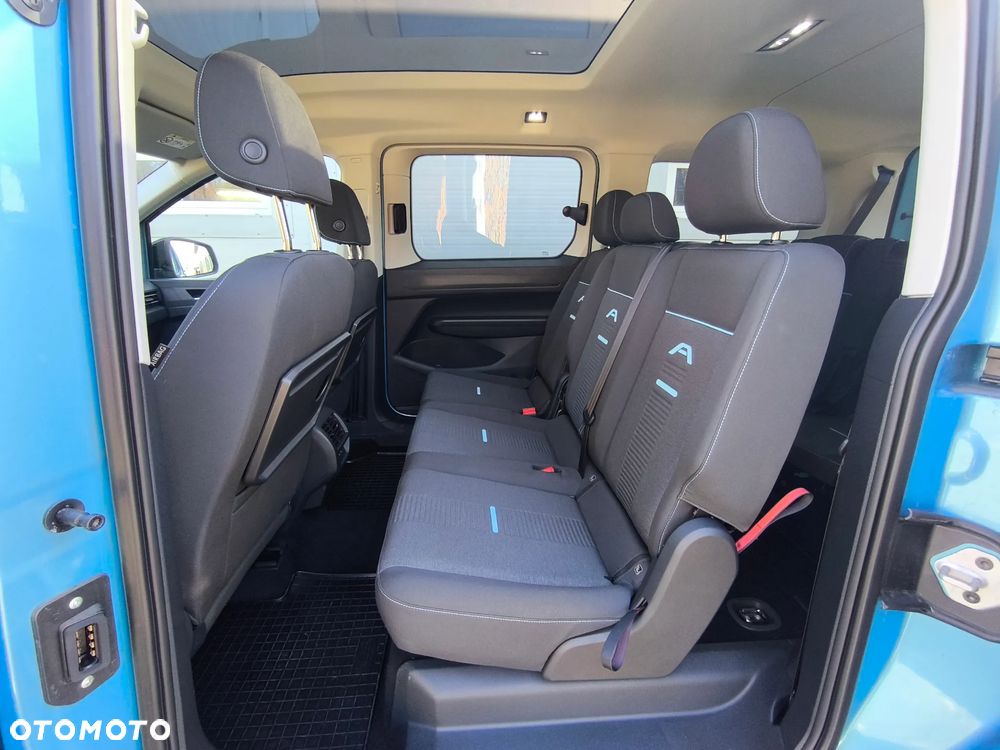 Ford Tourneo Connect 2.0 EcoBlue Active - 12