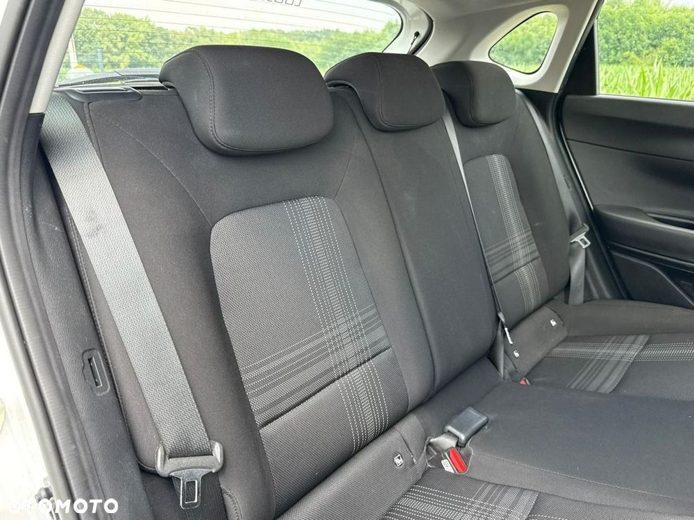 Hyundai i20 1.2 Comfort - 20