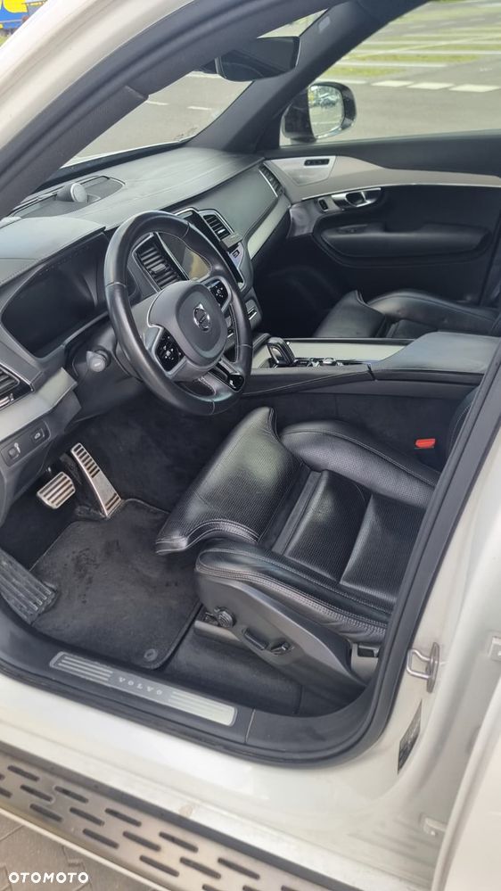 Volvo XC 90 D5 AWD Geartronic RDesign - 18