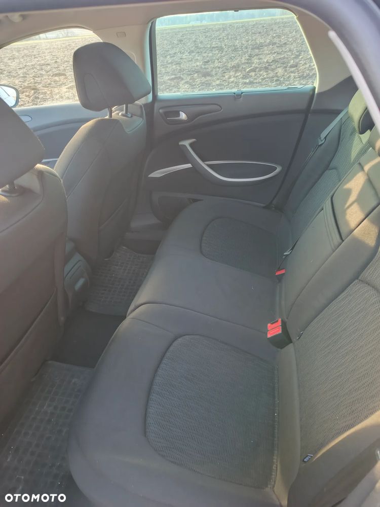 Citroën C5 2.0 HDi Confort - 12