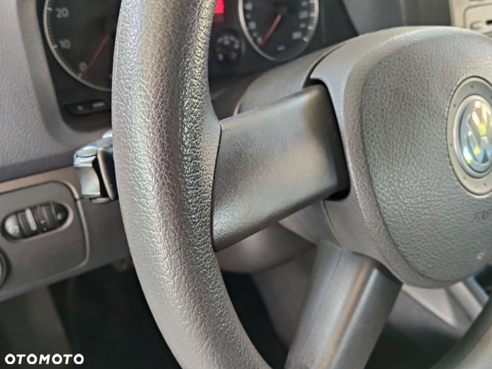 Volkswagen Golf - 9