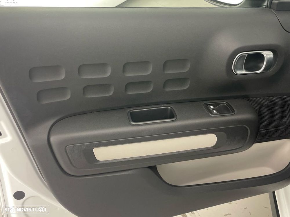 Citroën C3 1.2 PureTech Feel - 16