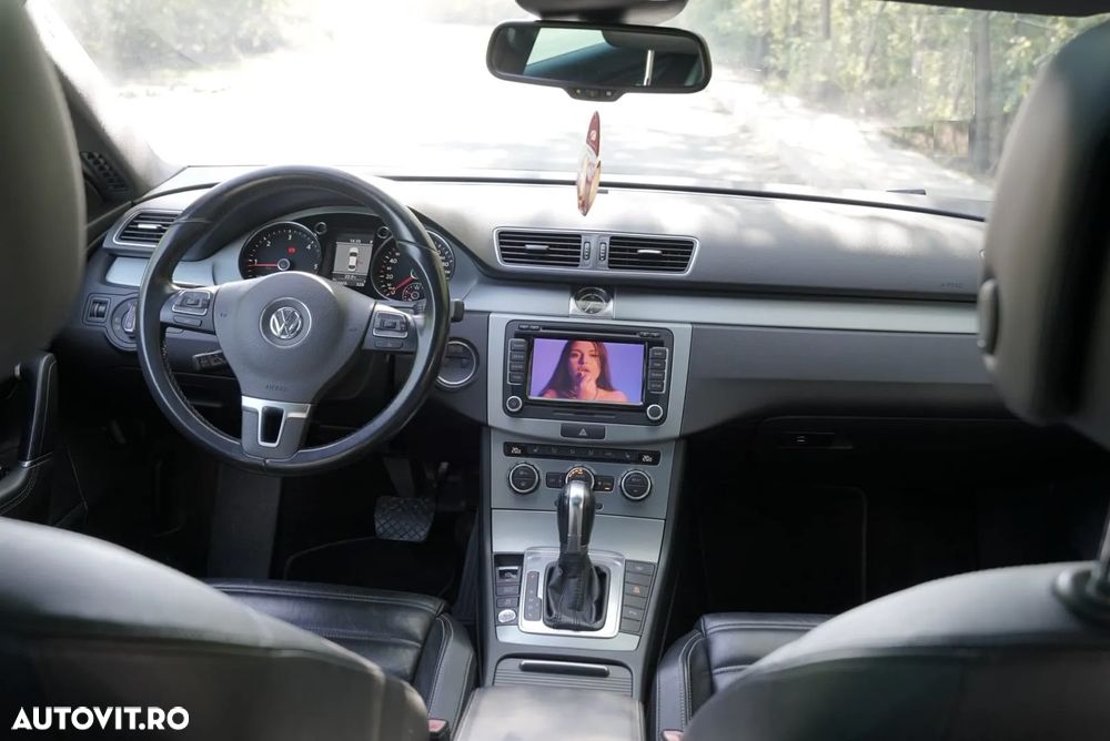 Volkswagen Passat CC 2.0 TDI BlueMotion Technology DSG Exclusive - 6