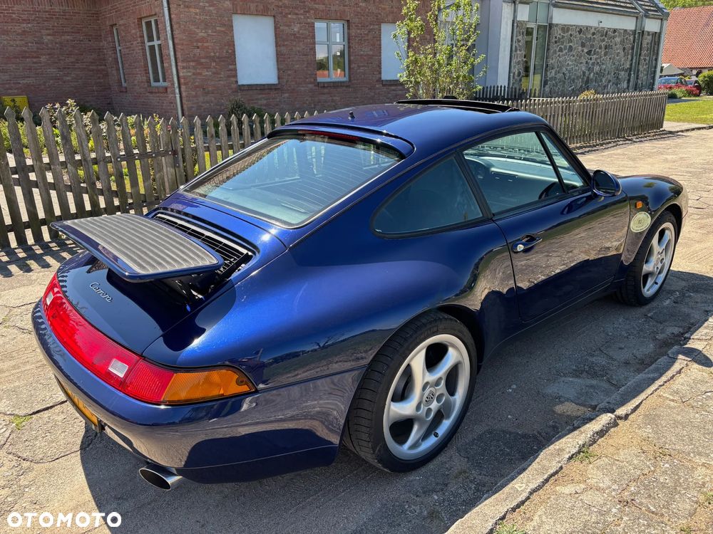 Porsche 911 Carrera - 9