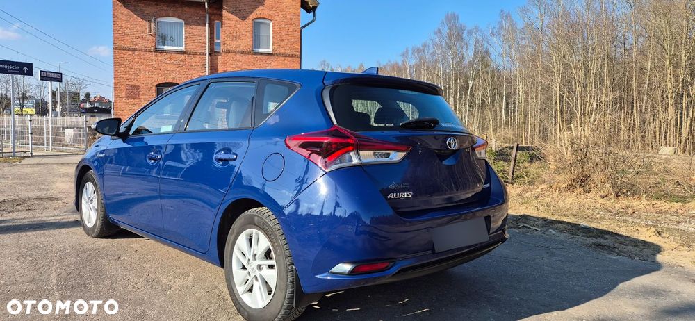 Toyota Auris Hybrid 135 Active - 3