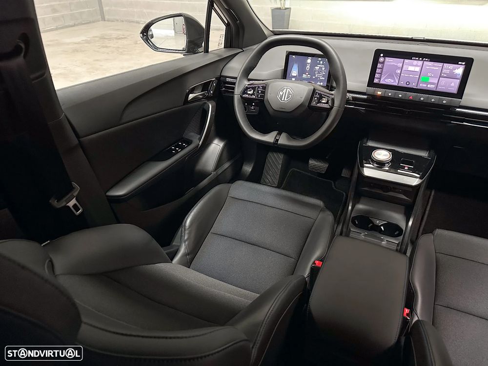 MG MG4 77 kWh Extended Range Luxury - 14