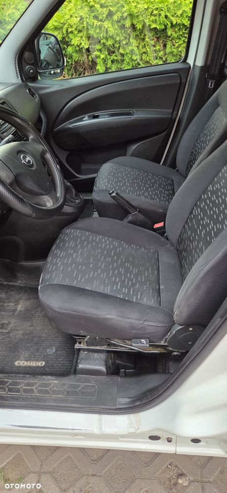 Opel Combo - 4