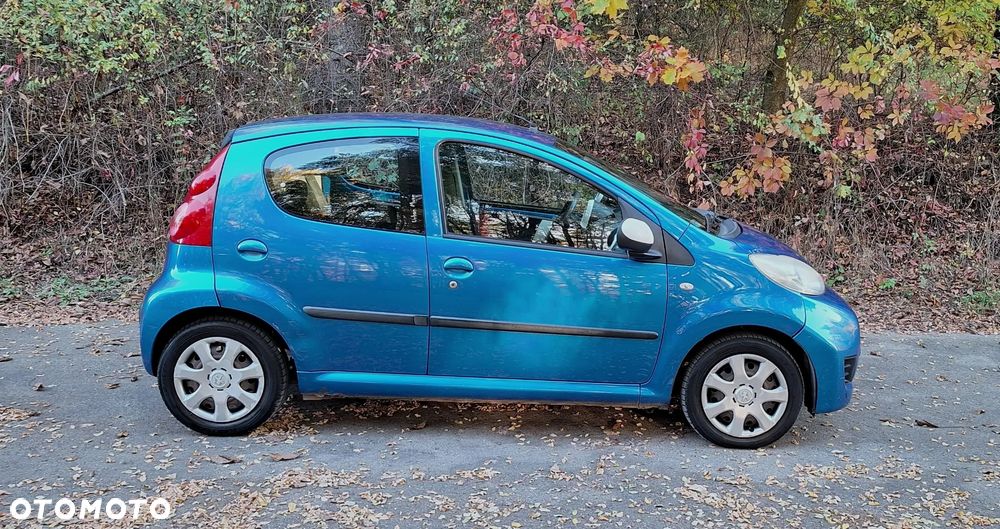 Peugeot 107 2012 photo 2