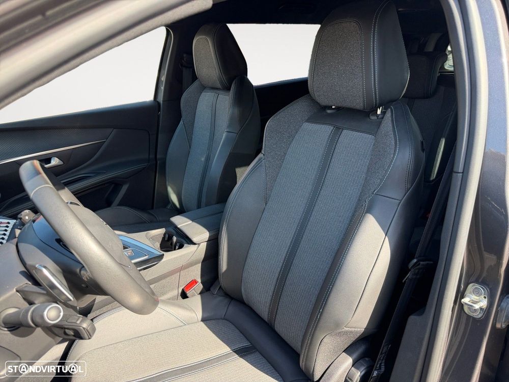 Peugeot 5008 1.2 Hybrid Allure Pack e-DCS6 - 9