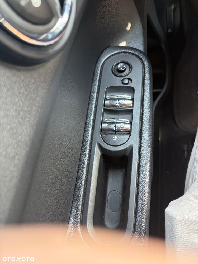 MINI Countryman Cooper D - 15