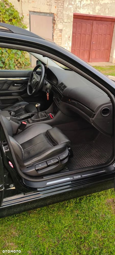 BMW Seria 5 525d Touring Edition Exclusive - 9