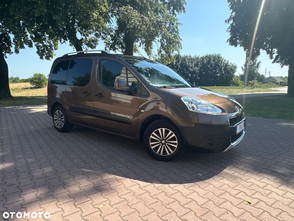 Peugeot Partner Tepee 98 VTi Family - 19