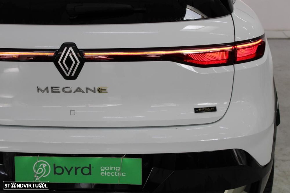 Renault Mégane E-Tech EV60 Iconic Autonomia Conforto - 8