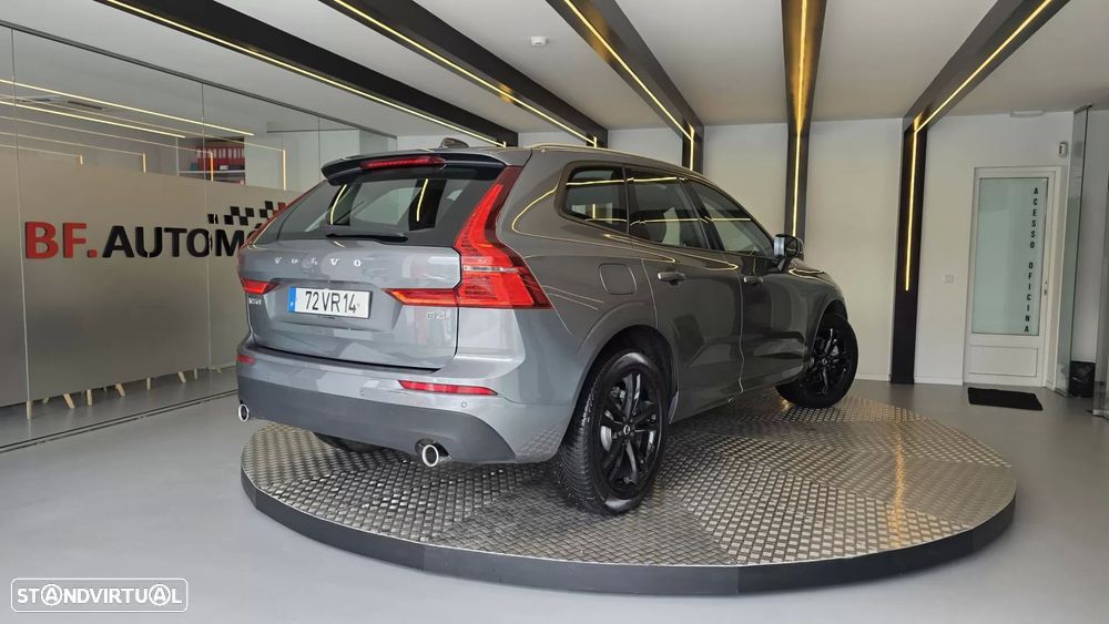 Volvo XC 60 2.0 D4 Momentum Plus Geartronic - 4