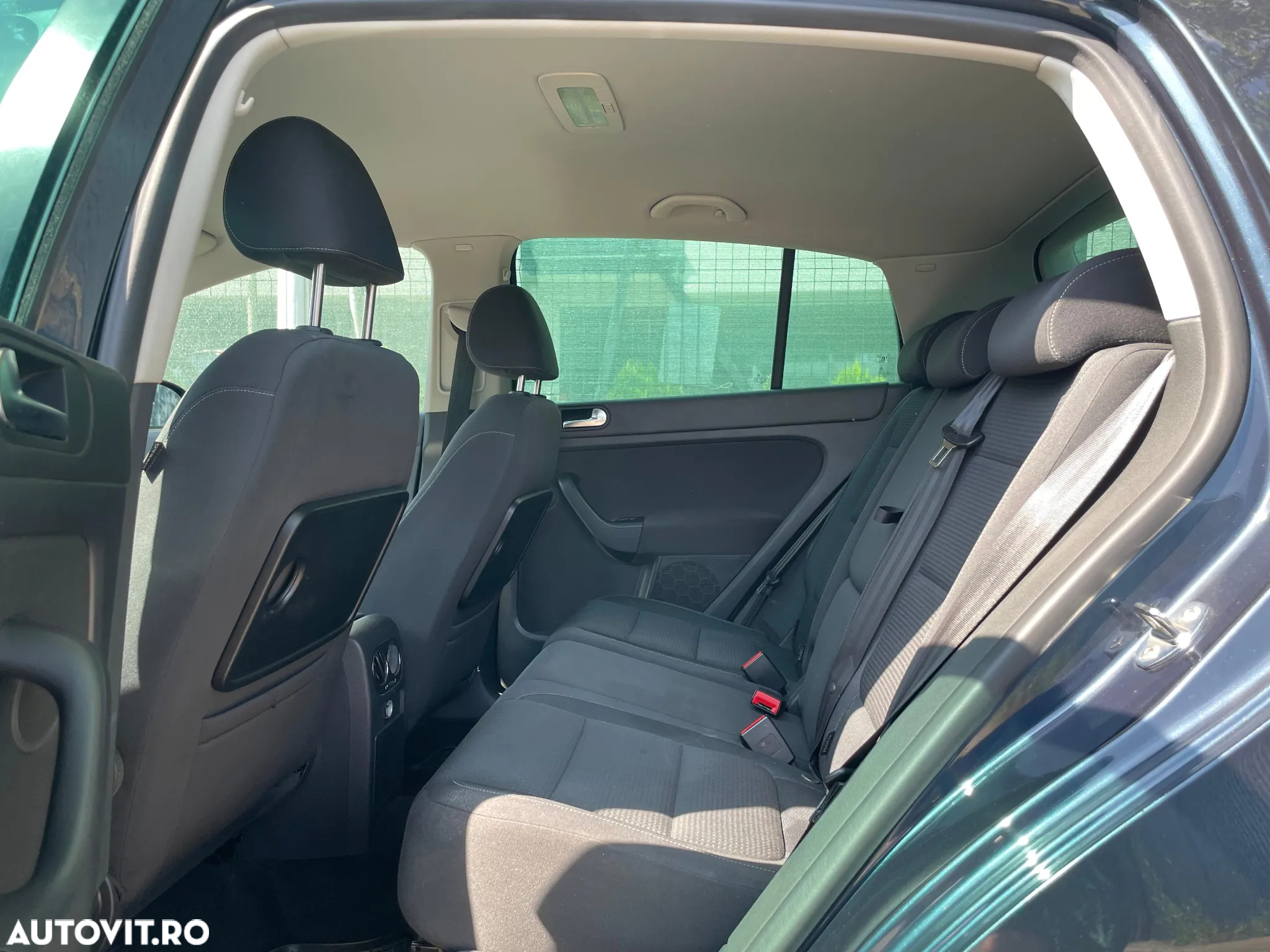 Volkswagen Golf Plus 1.9 TDI Comfortline DPF - 28