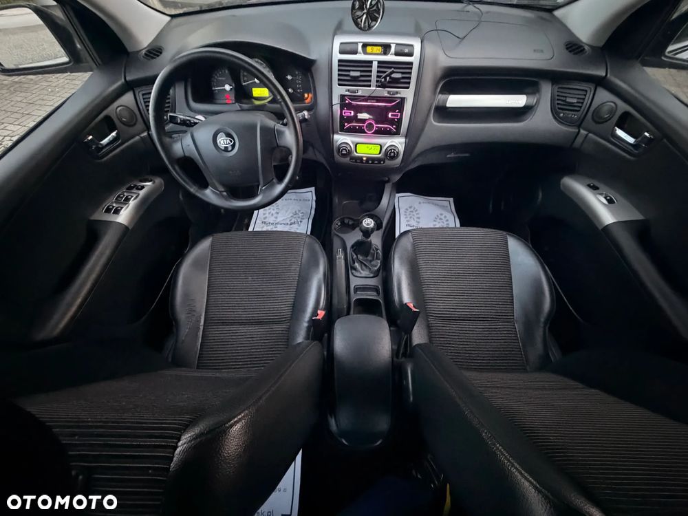 Kia Sportage 2.0 Expedition + - 12