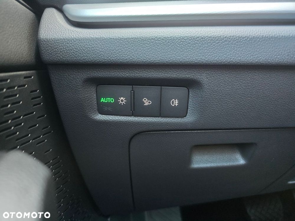 Skoda Octavia 1.5 TSI mHEV Drive Selection DSG - 23