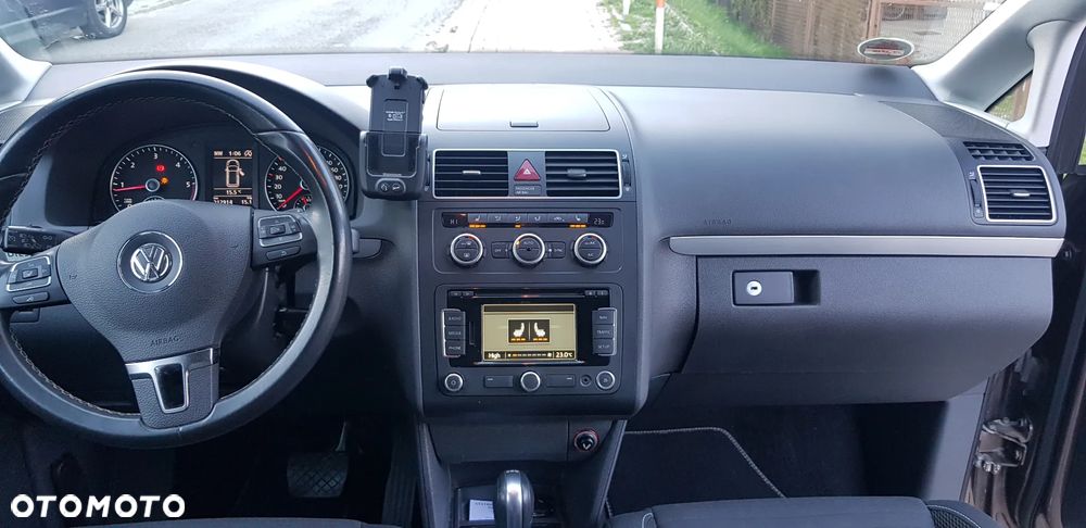 Volkswagen Touran 1.6 TDI DPF BlueMotion Technology DSG Cup - 18