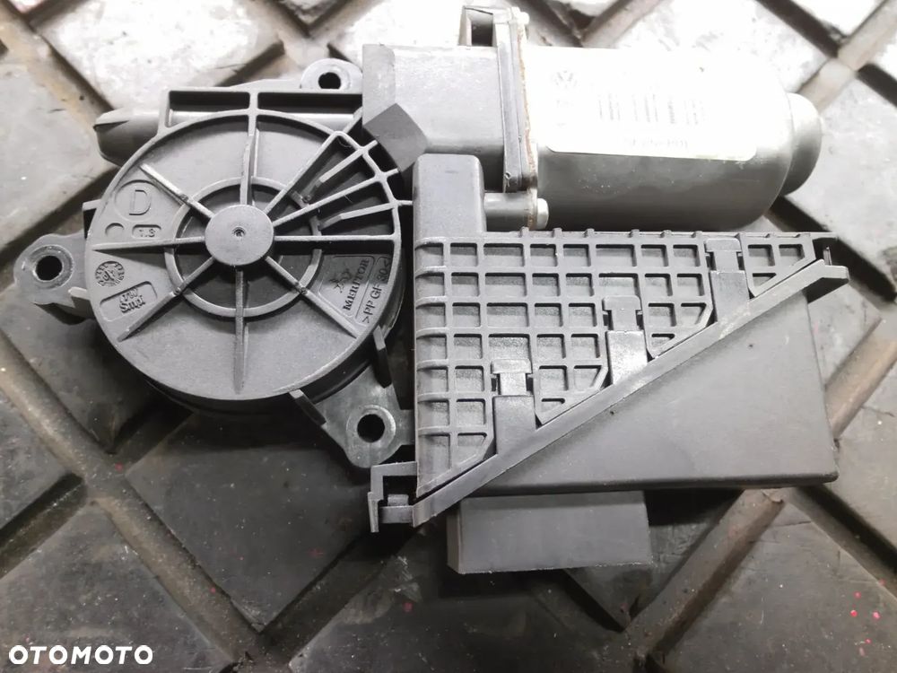Silniczek elektryczny szyby prawy przod POLO 9N lift T5 6Y2959801 POSIADAM 2 SZT - 1