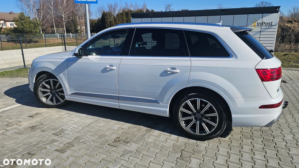 Audi Q7 - 7