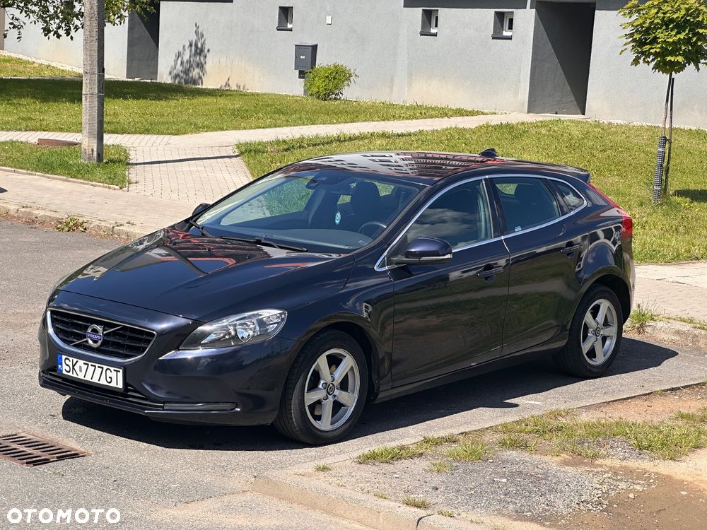 Volvo V40