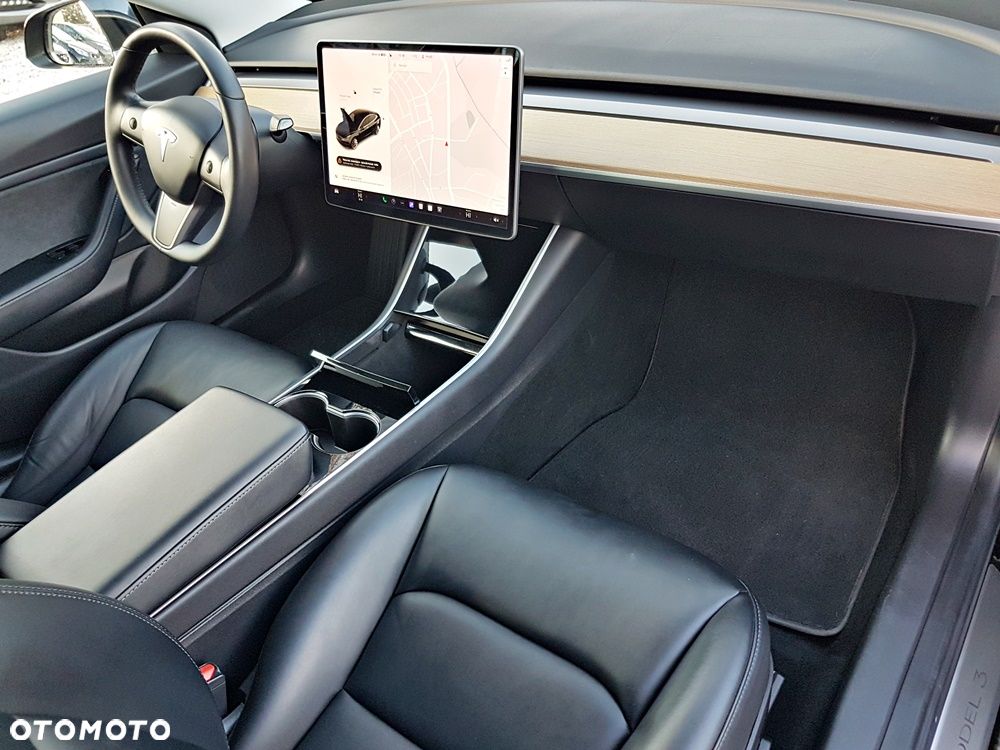 Tesla Model 3 Standard Reichweite Plus Hinterradantrieb - 18