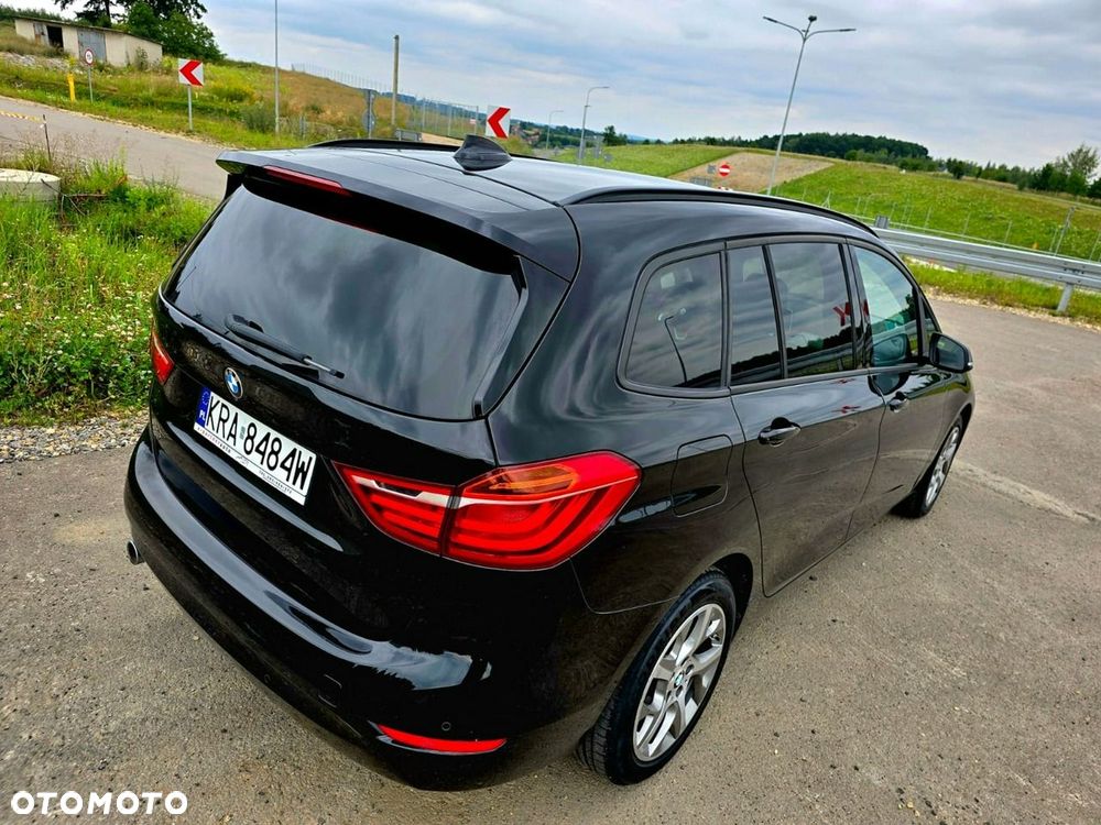 BMW Seria 2 218d Sport Line - 16