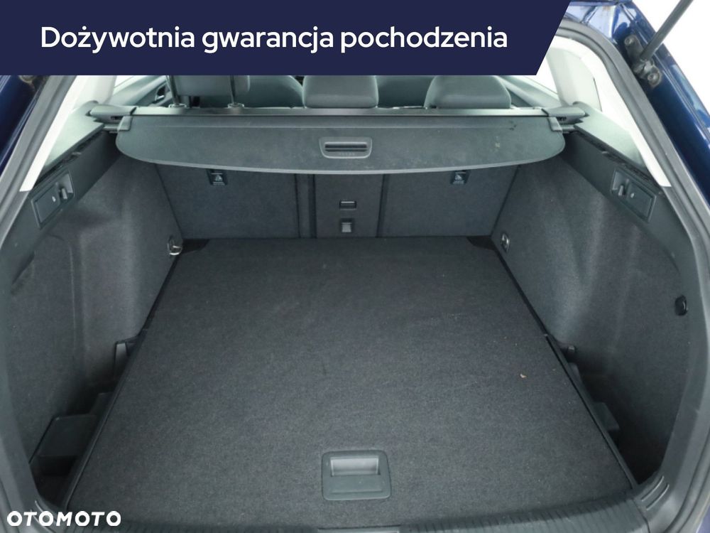 Volkswagen Golf Variant - 13