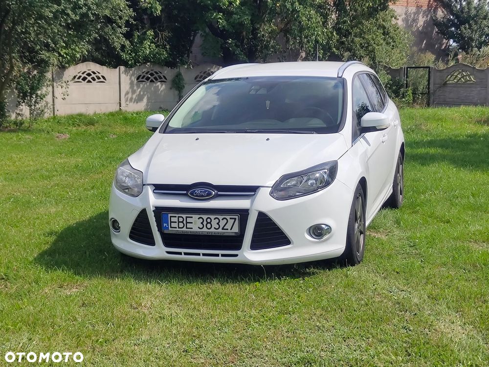Ford Focus Turnier 1.6 TDCi ECOnetic 88g Start-Stopp-Sy Titanium - 1