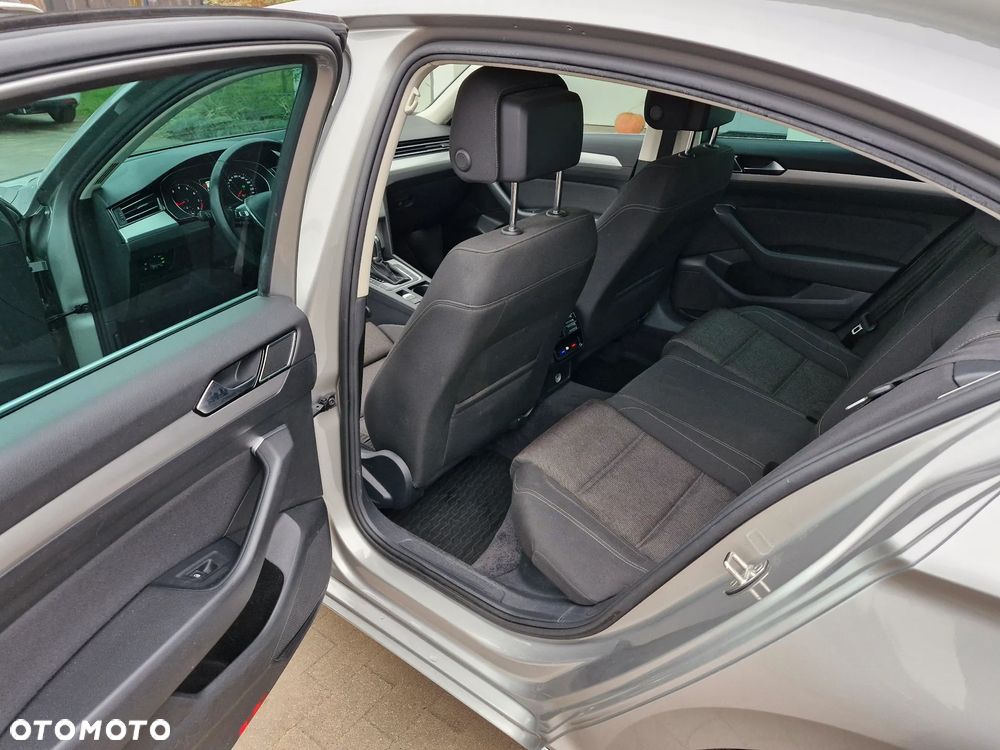 Volkswagen Passat 1.4 TSI ACT (BlueMotion Technology) DSG Highline - 18