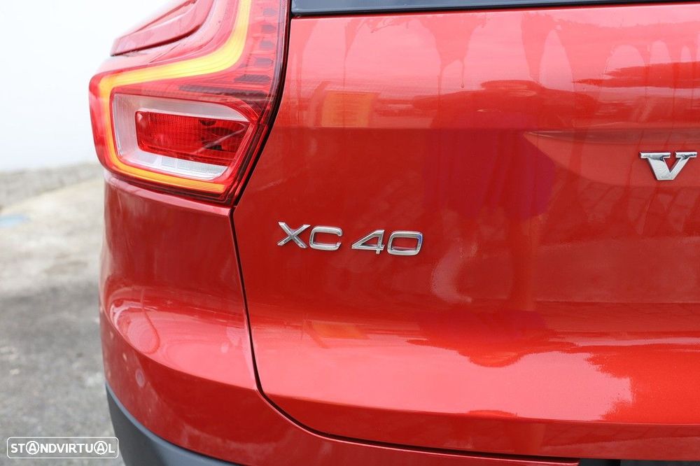 Volvo XC 40 2.0 D3 R-Design Geartronic - 35