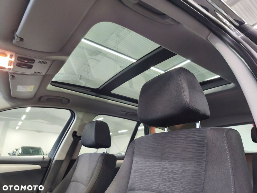 BMW X1 sDrive20d Sport Line - 11