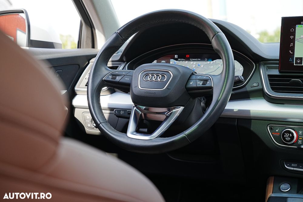 Audi Q5 50 TFSIe quattro S tronic S line business - 29