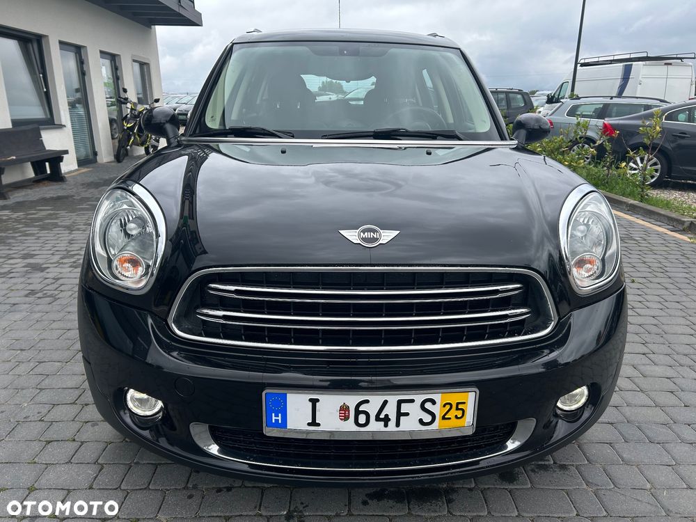 MINI Countryman One D Blackyard - 16