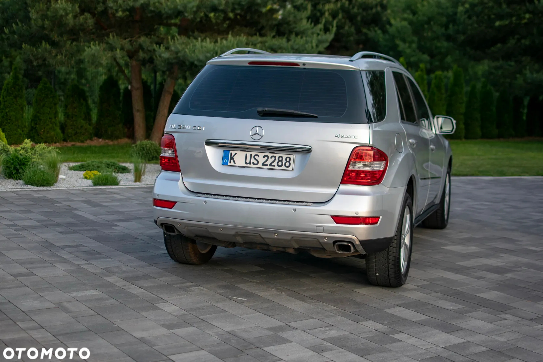 Mercedes-Benz ML - 21