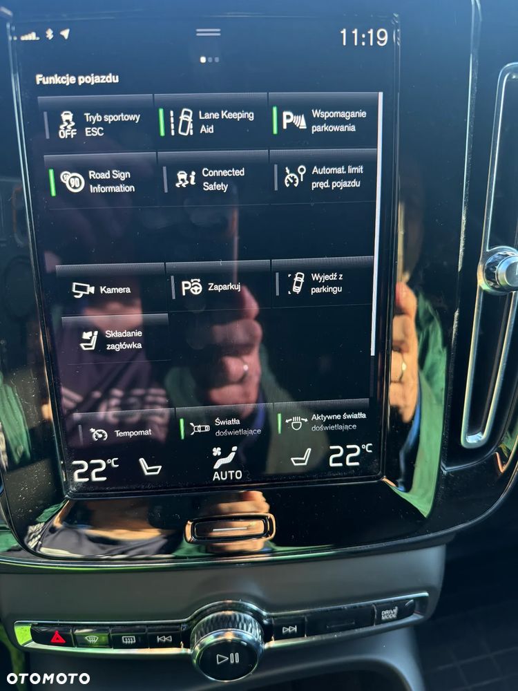 Volvo XC 40 B4 B R-Design - 28