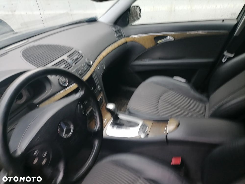 Mercedes-Benz Klasa E - 4