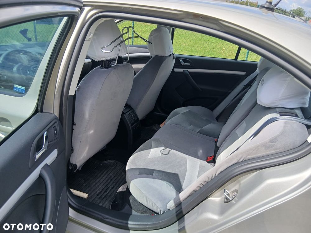Skoda Octavia 1.9 TDI Ambiente - 7