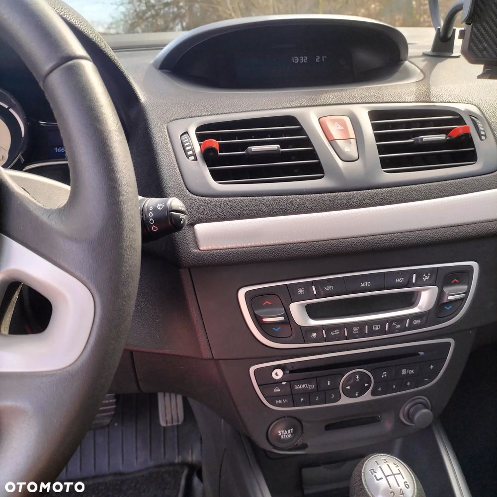 Renault Megane 1.6 16V Authentique - 6