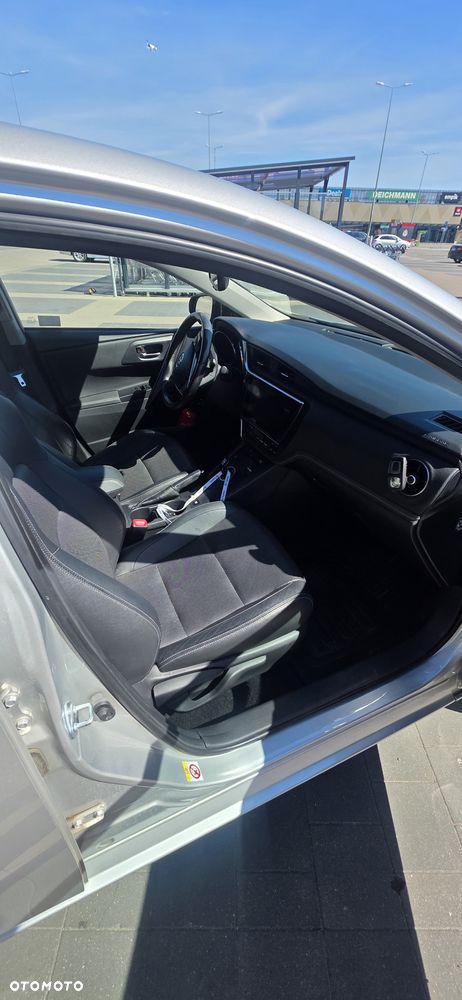 Toyota Auris - 23