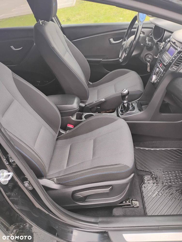 Hyundai i30 1.4 Comfort - 11