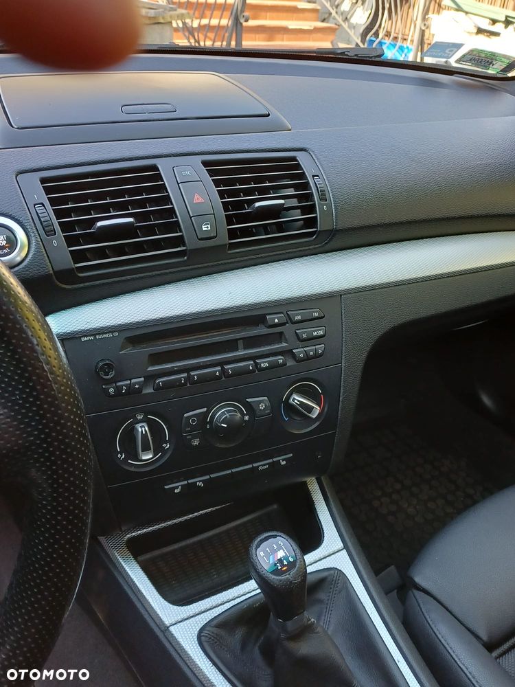 BMW Seria 1 116i - 8