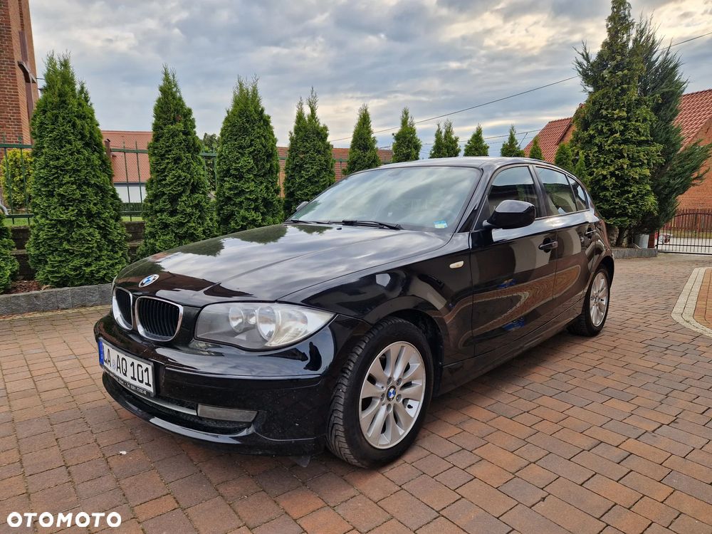 BMW Seria 1 116d DPF - 1