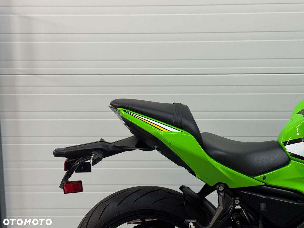 Kawasaki Ninja - 4