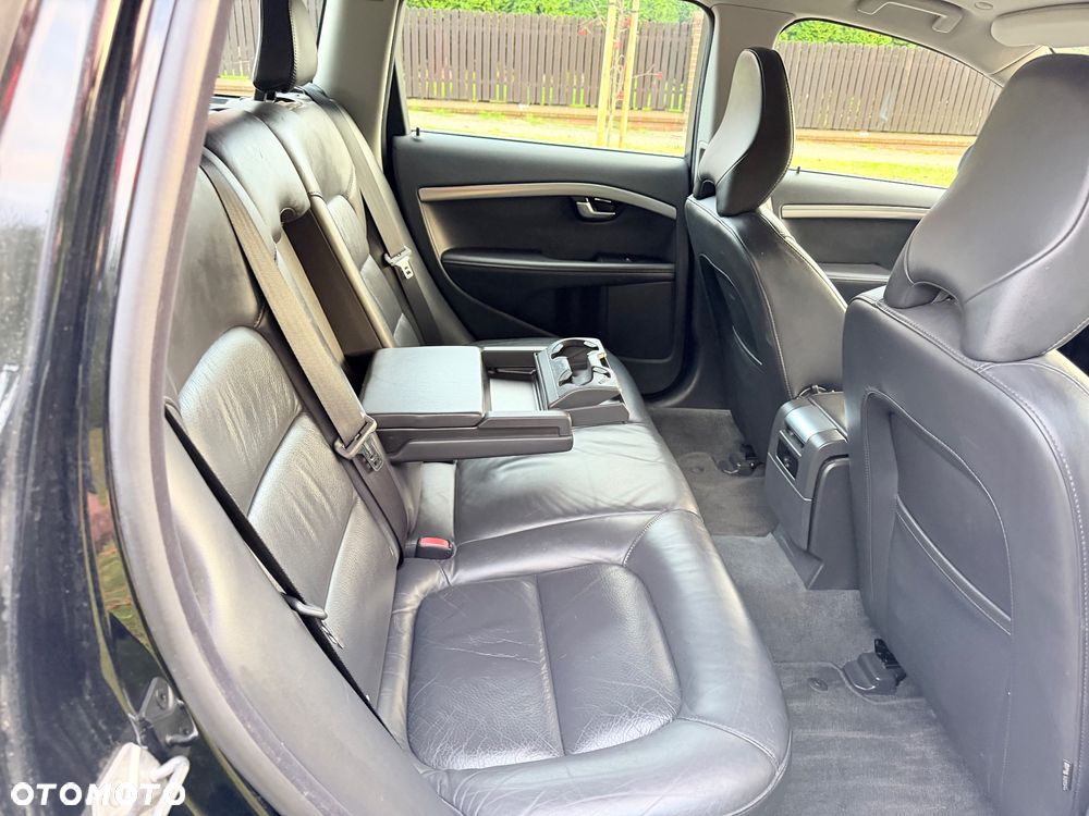 Volvo V70 - 9