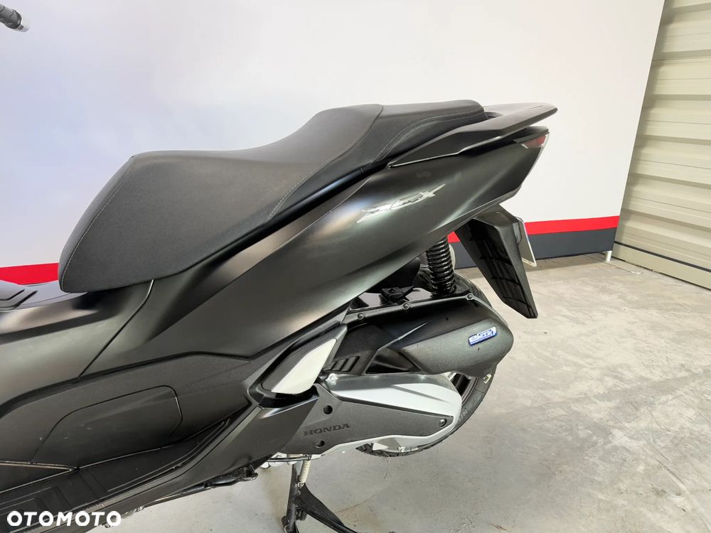 Honda PCX - 22